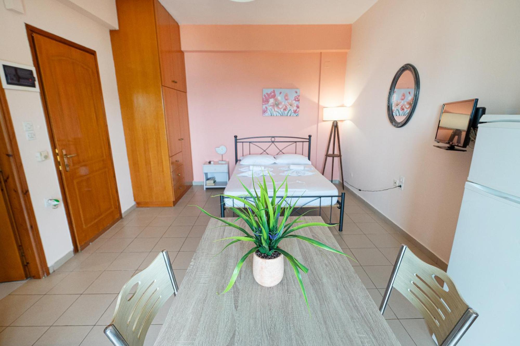 Poros Town Seaside Apartment Poros מראה חיצוני תמונה